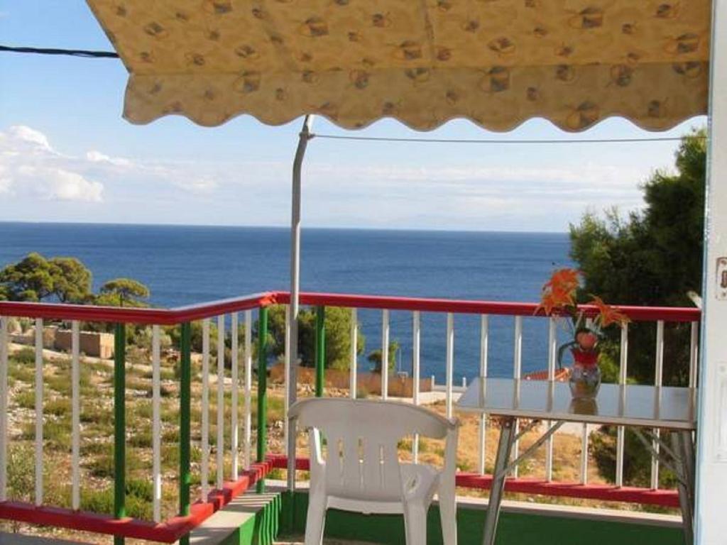 Αlexandros Apartment Votsi  Ruang foto