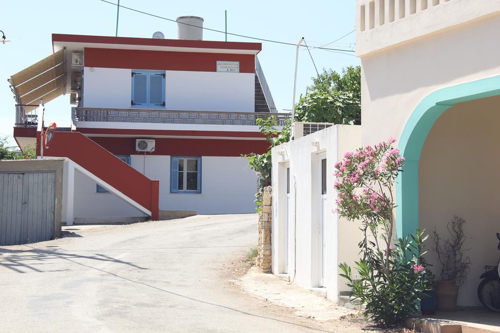 Αlexandros Apartment Votsi  Bagian luar foto