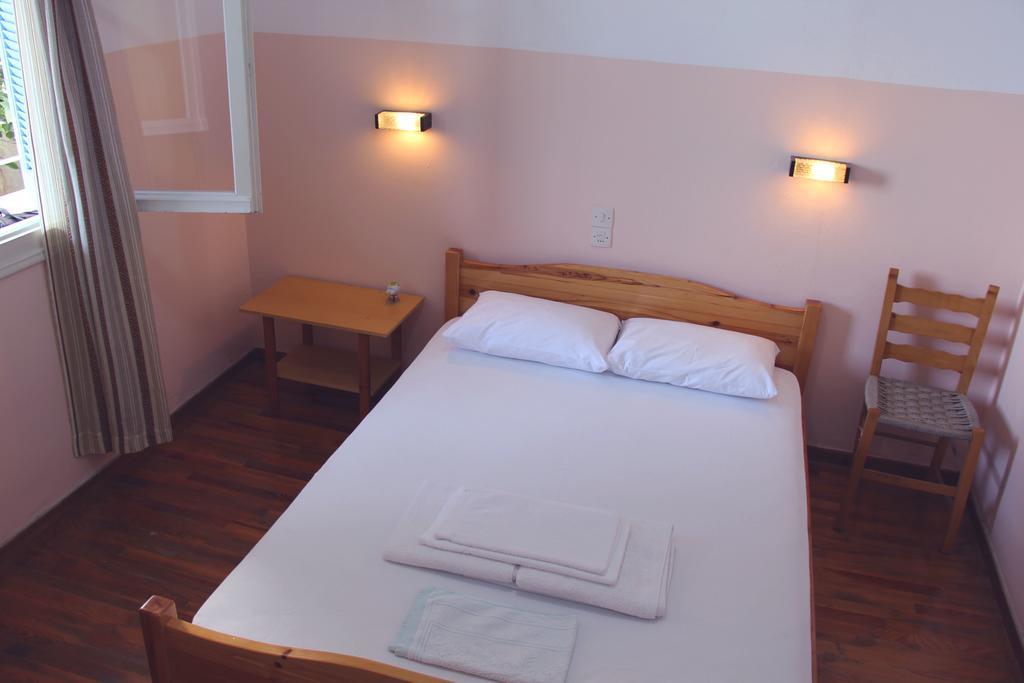 Αlexandros Apartment Votsi  Bagian luar foto
