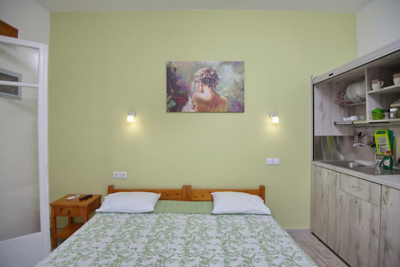 Αlexandros Apartment Votsi  Bagian luar foto