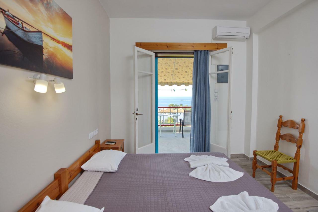 Αlexandros Apartment Votsi  Bagian luar foto
